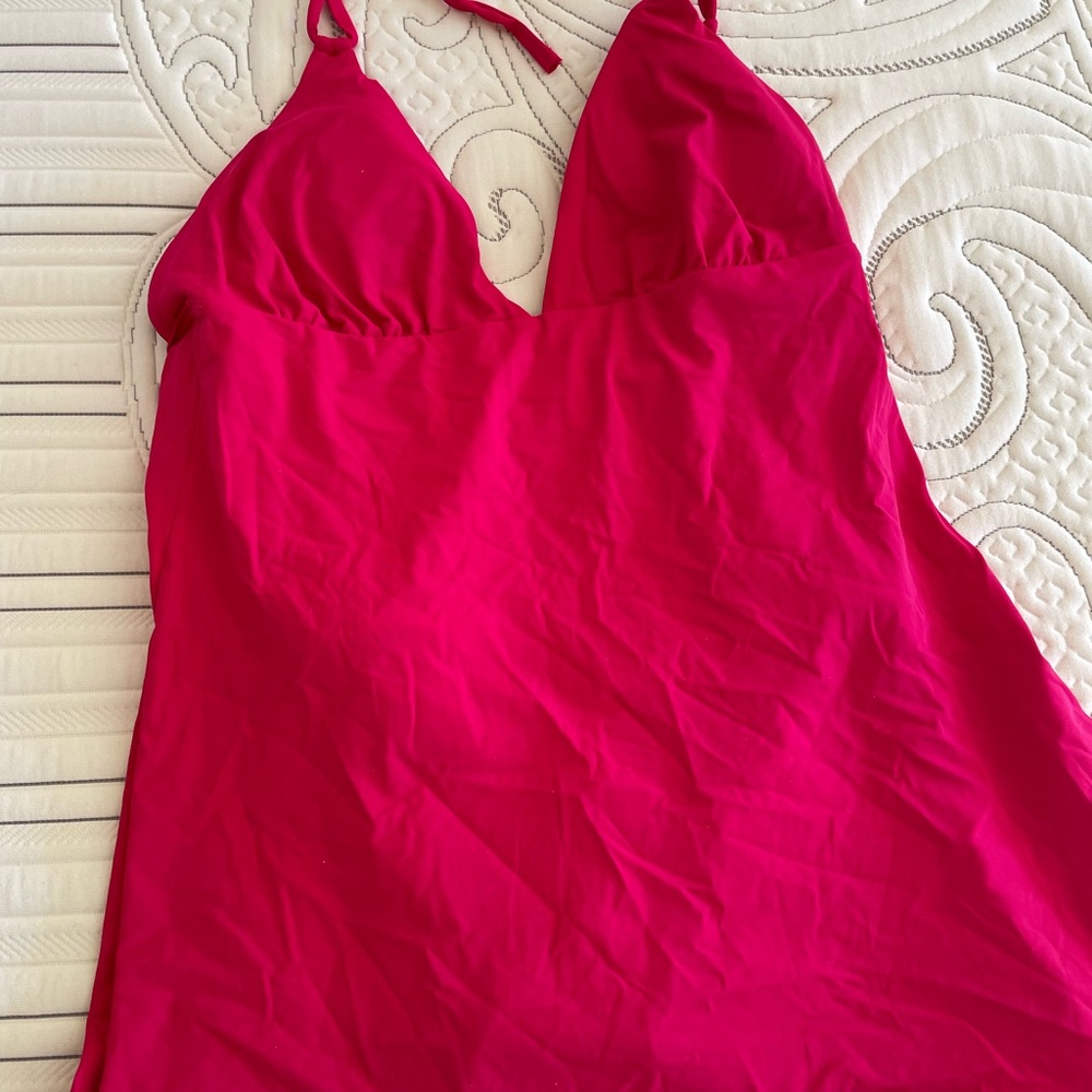 Spanx miracle slimming swimsuit, never worn, size 12, removable breast pads